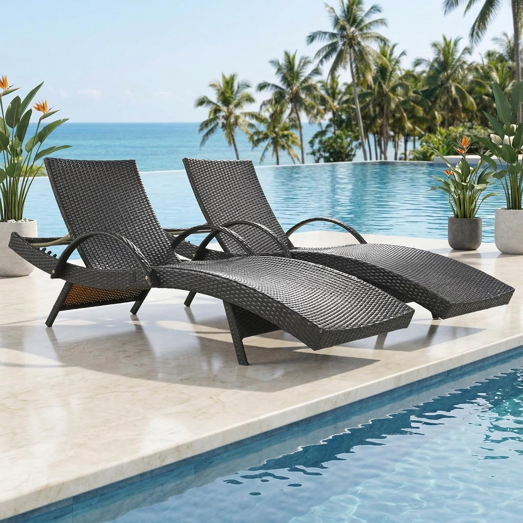 2‑Pc Wicker Outdoor Chaise Lounge with Side Table